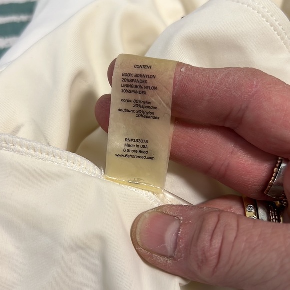 6 Shore Road Off White One Piece Swimsuit Size Small - Picture 7 of 8